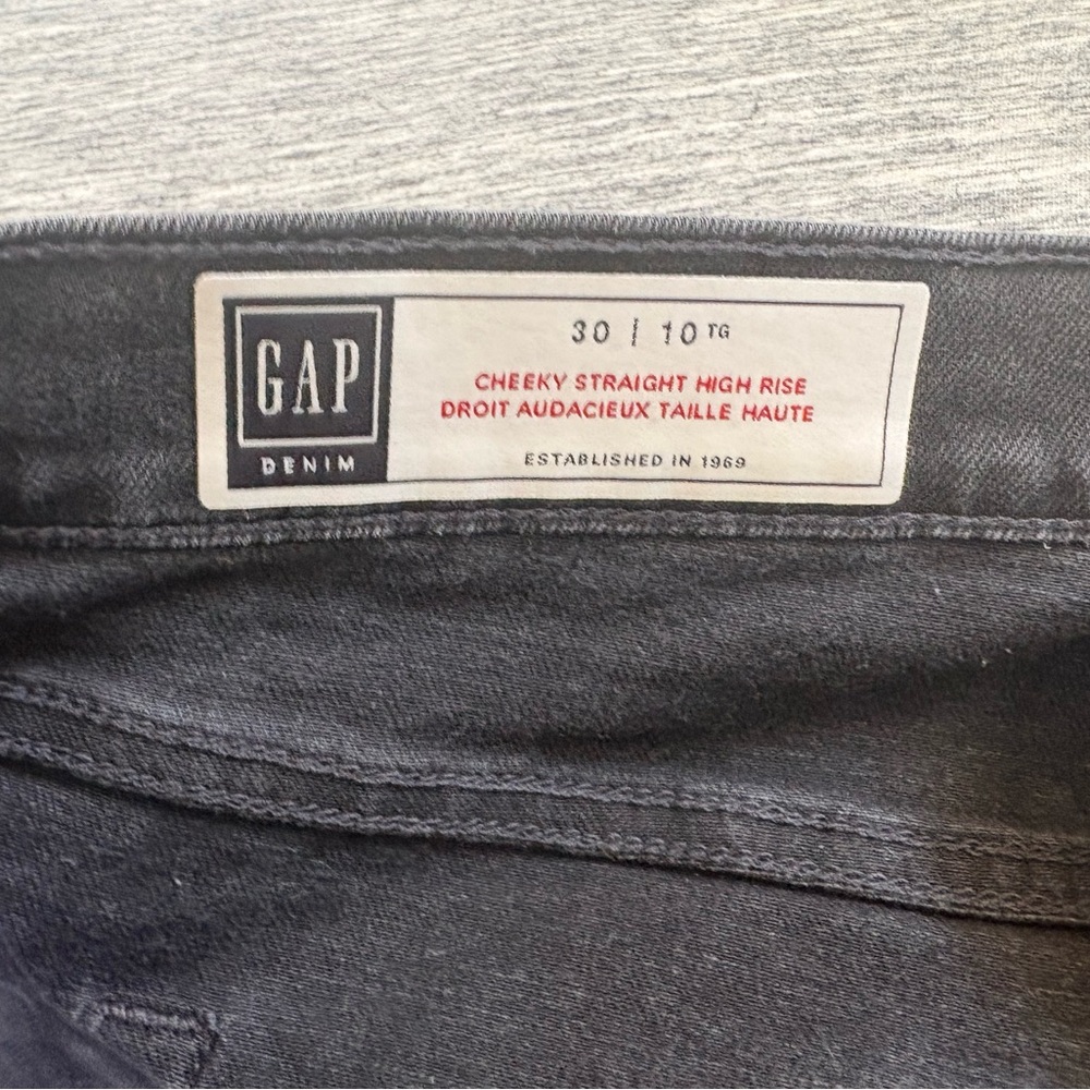Gap Jeans Distressed Denim Cheeky Straight High Rise Size 10/30 Tall - Picture 4 of 6